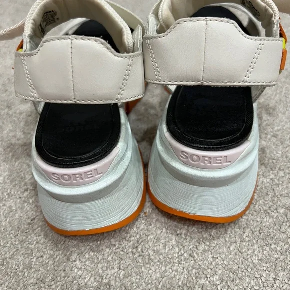 Sorel kinetic Y strap Black and White Strappy Sandals size 8 - Picture 4 of 7